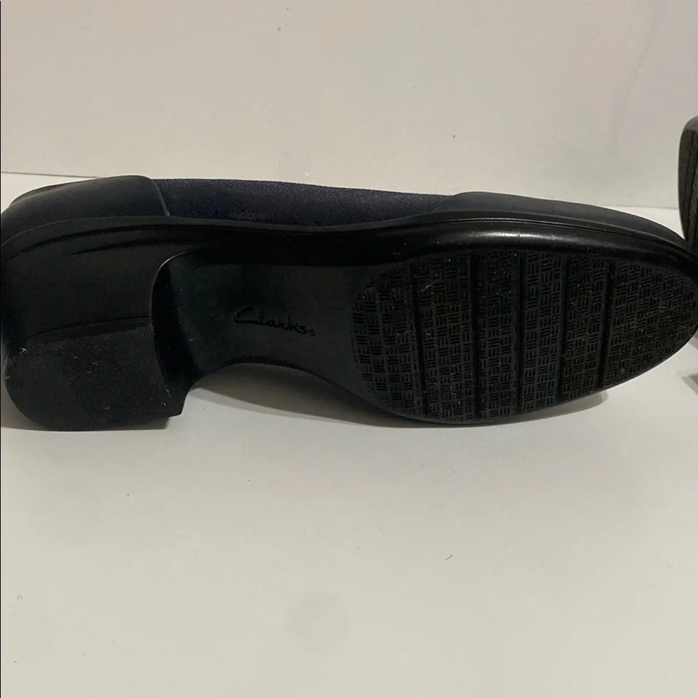 Clarks Elegant black Women's Heels Size 11 M